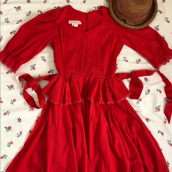 { S O L D } 💔 | red square dancing dress - Picture 6 of 8